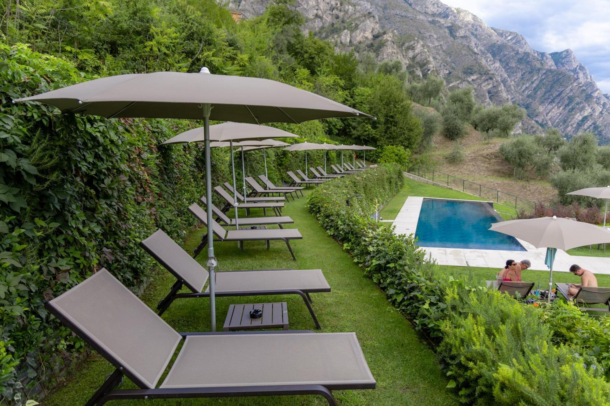 Llac Living Nature Hotel Limone sul Garda Esterno foto