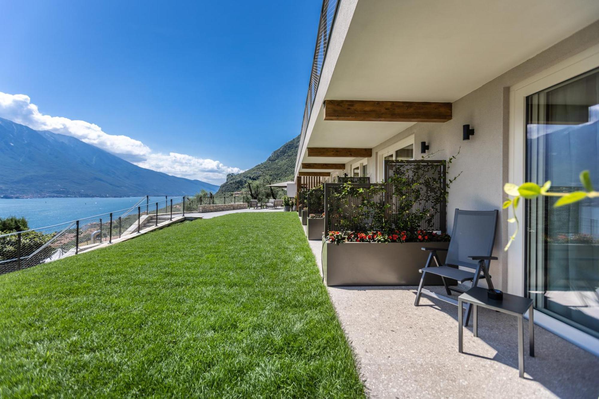 Llac Living Nature Hotel Limone sul Garda Camera foto