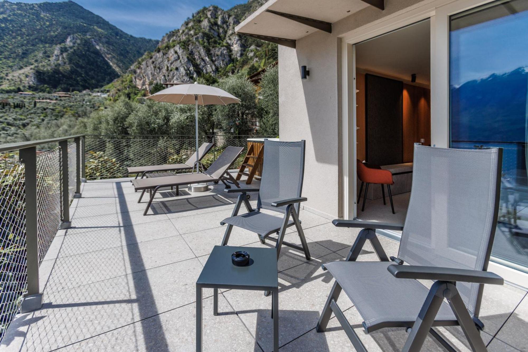 Llac Living Nature Hotel Limone sul Garda Camera foto