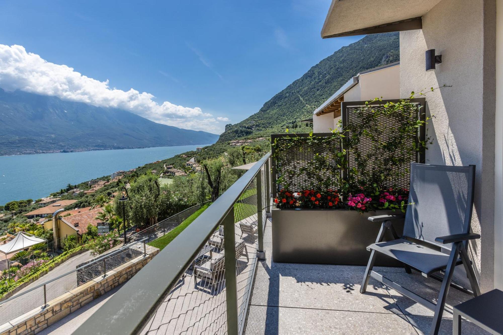 Llac Living Nature Hotel Limone sul Garda Camera foto