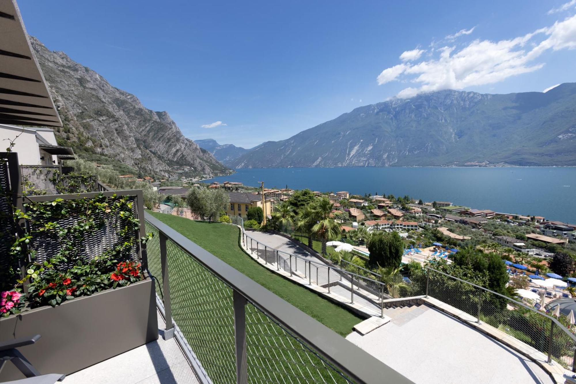 Llac Living Nature Hotel Limone sul Garda Camera foto